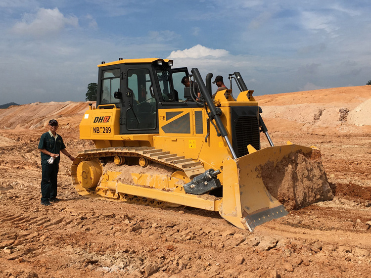 best sell Compact Backhoe Loader DH17C With Competitive Price for Sale