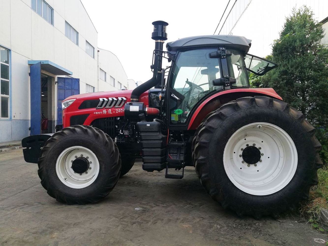 New 110 HP Tractor with Snow Blower