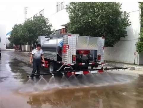 6000L Asphalt distributor  Intelligent Road Machinery Bitumen Fog Sealer Sprayer Spraying Truck