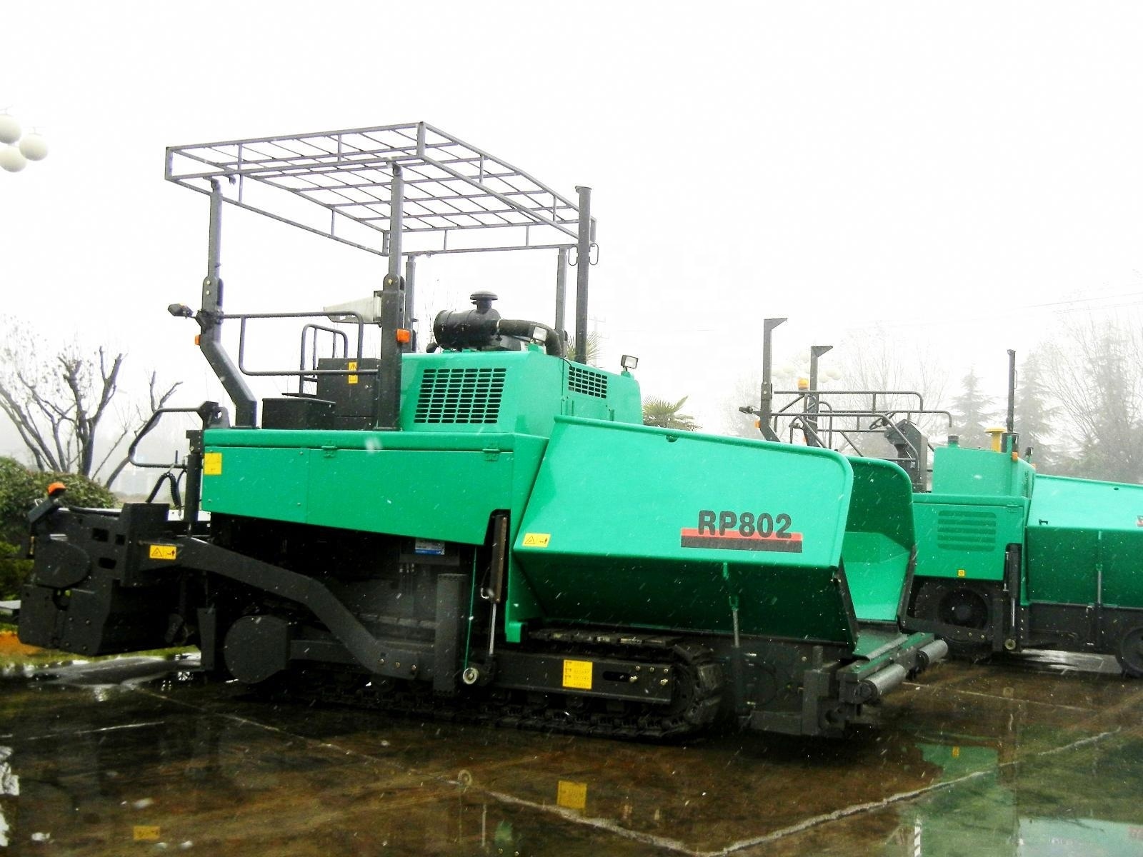 7M China Asphalt Concrete Cement Paver Road Paving Machinery For Sale Price RP701L