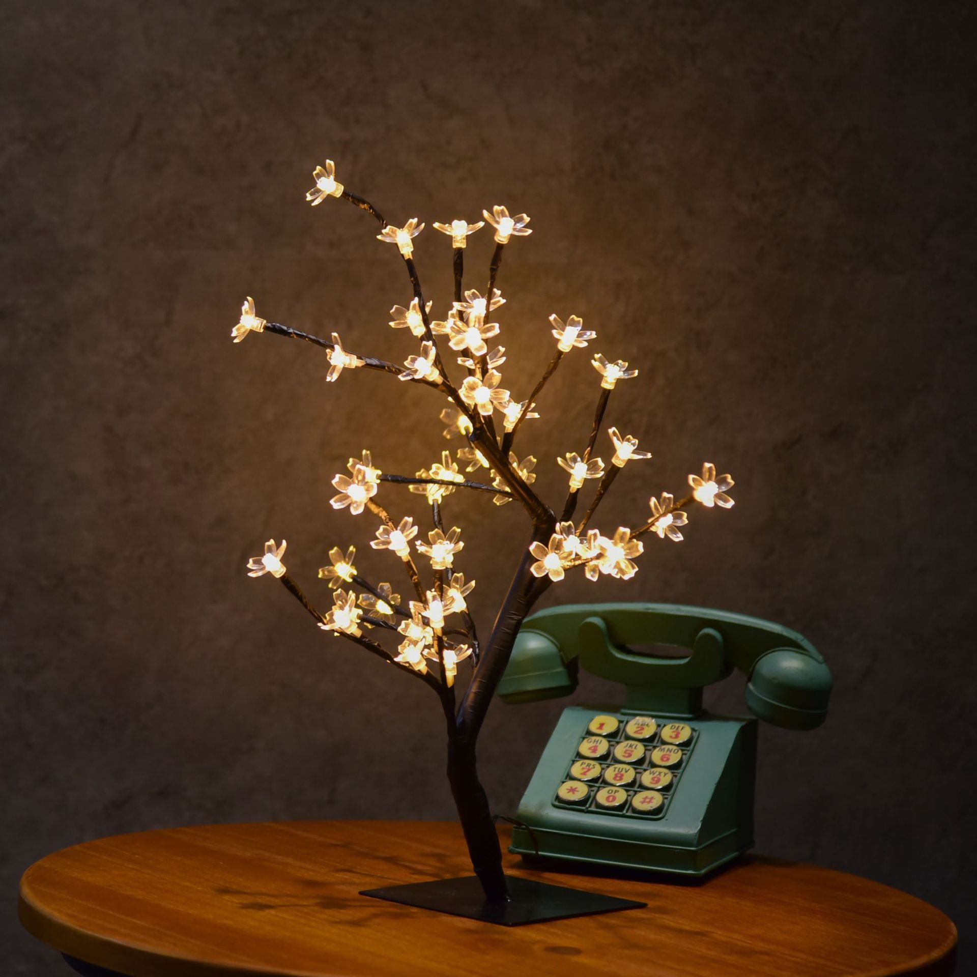 Kanlong Indoor H45Cm Warm White Lights Decorative Christmas Table Portable  USB Cherry Blossom LED Tree for Home Decor