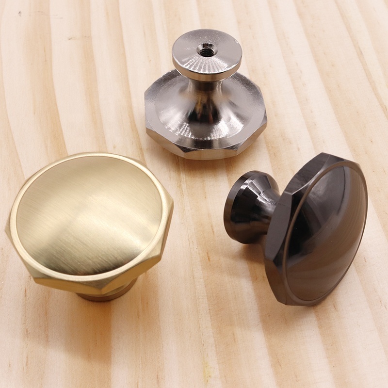 ULW China Manufacturer European Market Best-Selling Brushed Gold Hardware Door Kitchen Drawer Cabinet Pulls Handles and Knobs