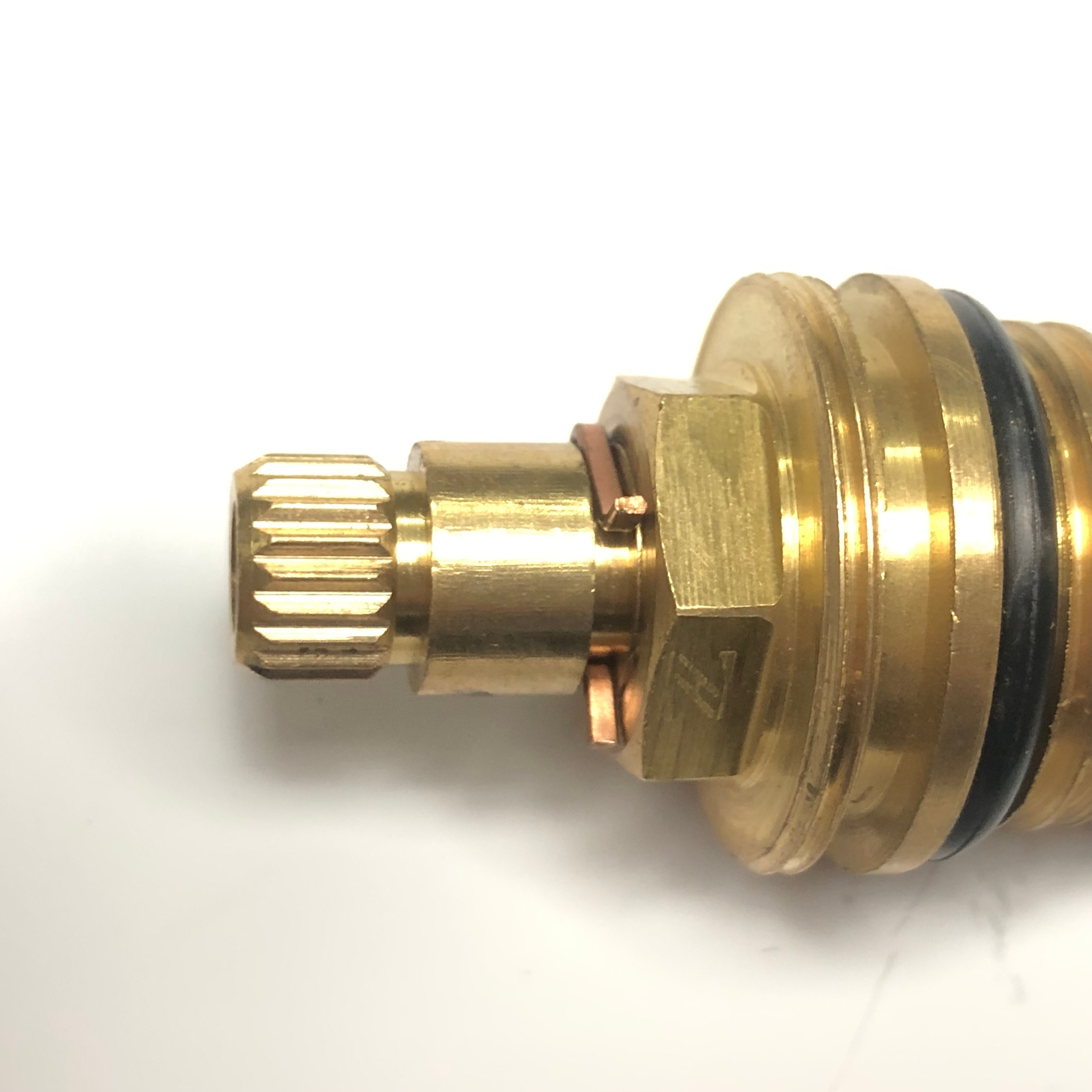 Hot Brass ceramic faucet cartridge ceramic disc brass cartridge Suitable for faucets in kitchens, bathrooms, washbasins, etc...