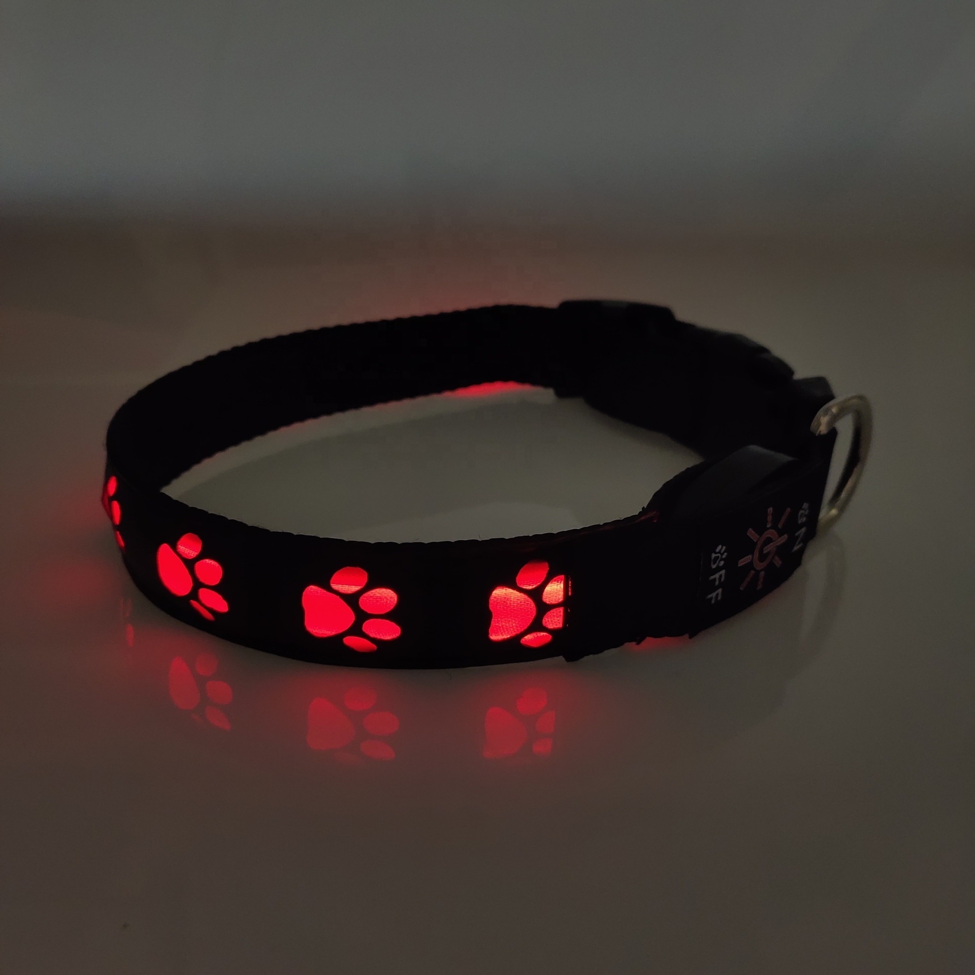 Luxury Light Up Dog Collar Lights For Night Walking Led Dog Collar Rechargeable Color Changing Waterproof Glowing Reflective