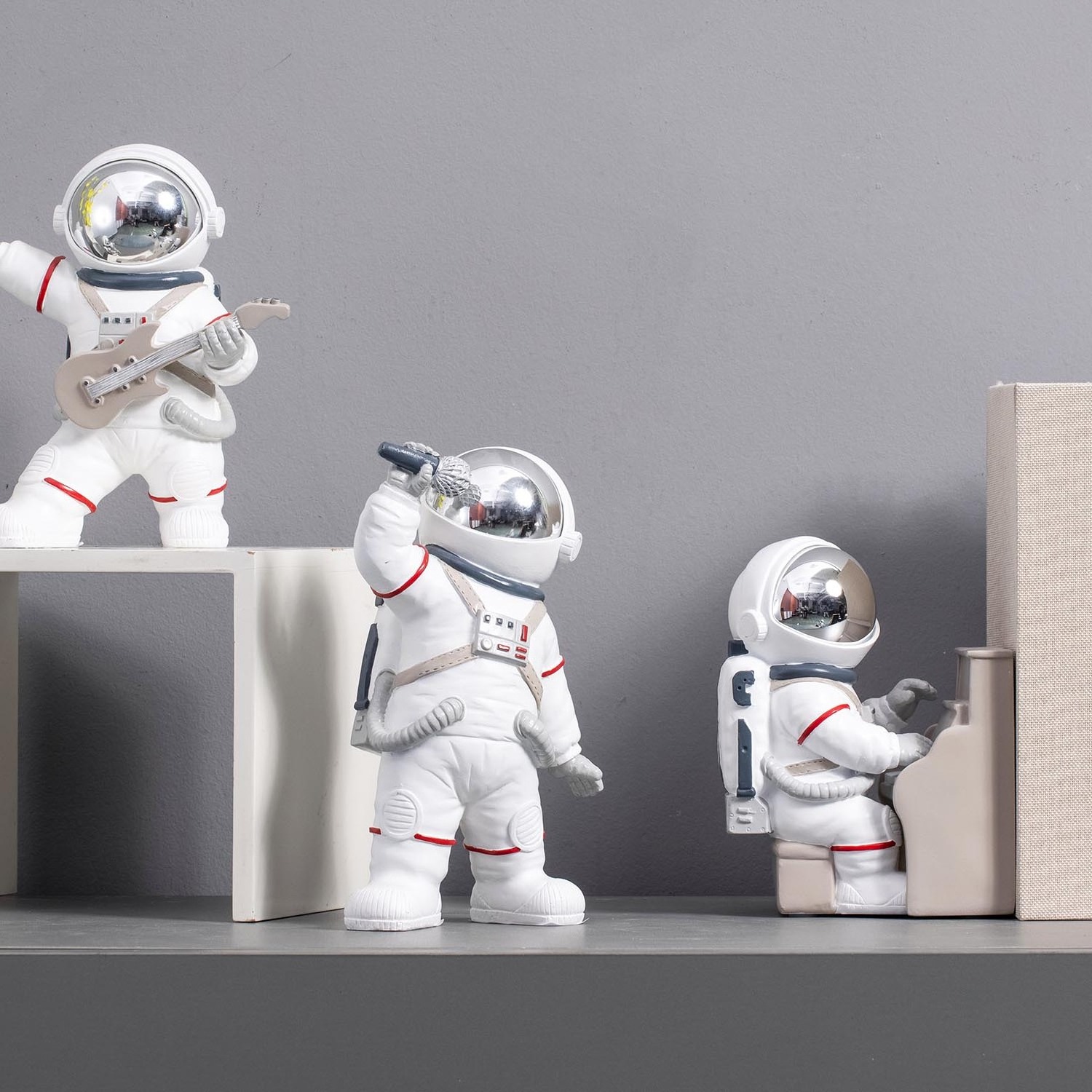 Astronaut Decoration Nordic Bookend Library Spaceman Modern Home Decoration For Home Office Decoration