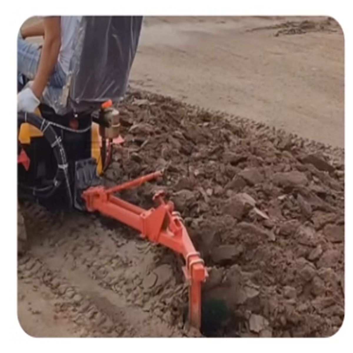 Ride crawler micro-tiller multifunctional agricultural rotary tiller