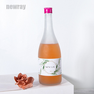 High-end Transparent Round Champagne Soft Drink Mineral Water Sake Glass Bottle For Beverage With Aluminum Cover