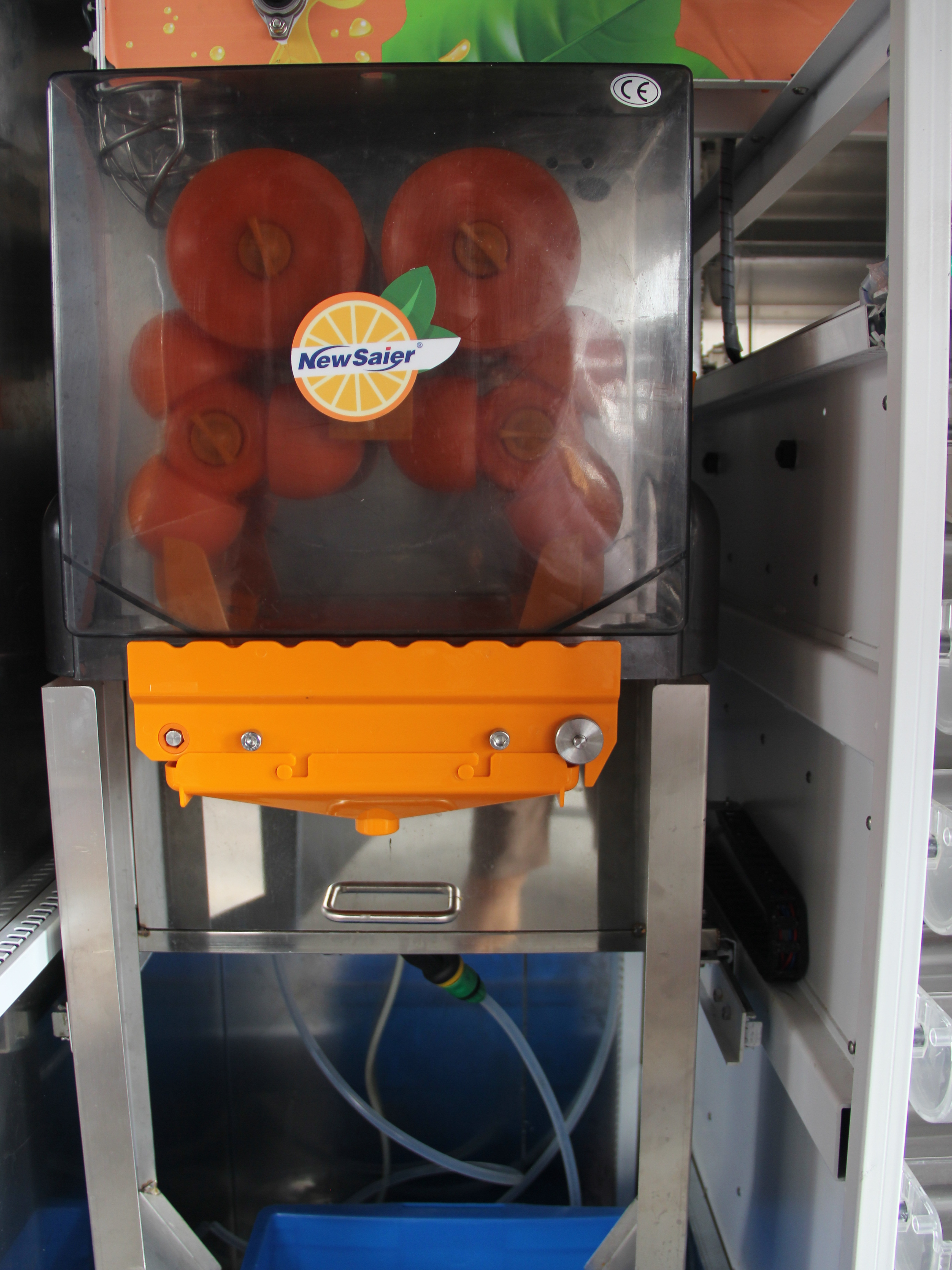 Automatic self-service fresh Orange Juice Making Smart Vending Machine