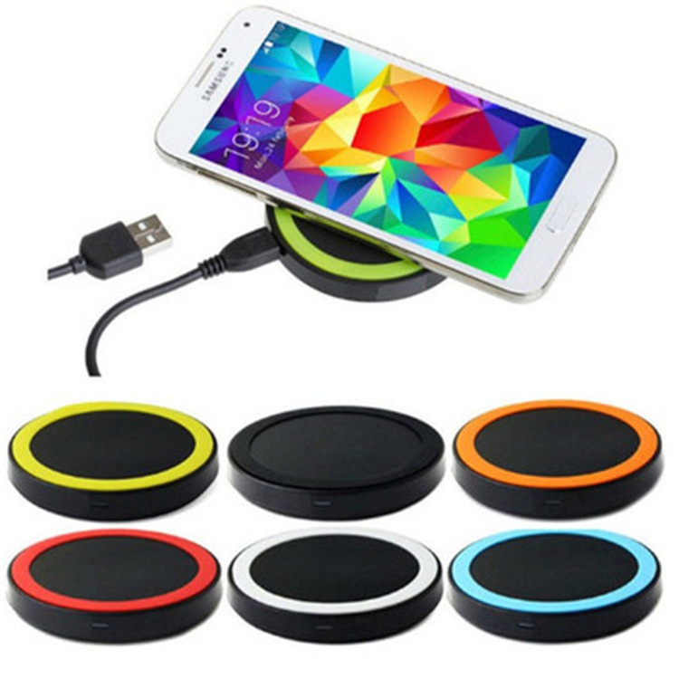 Cheap Portable Wireless Charger MIni Round Charging 5W Gift Free Customized LOGO For Mobile Phone Earphone Smart Watch