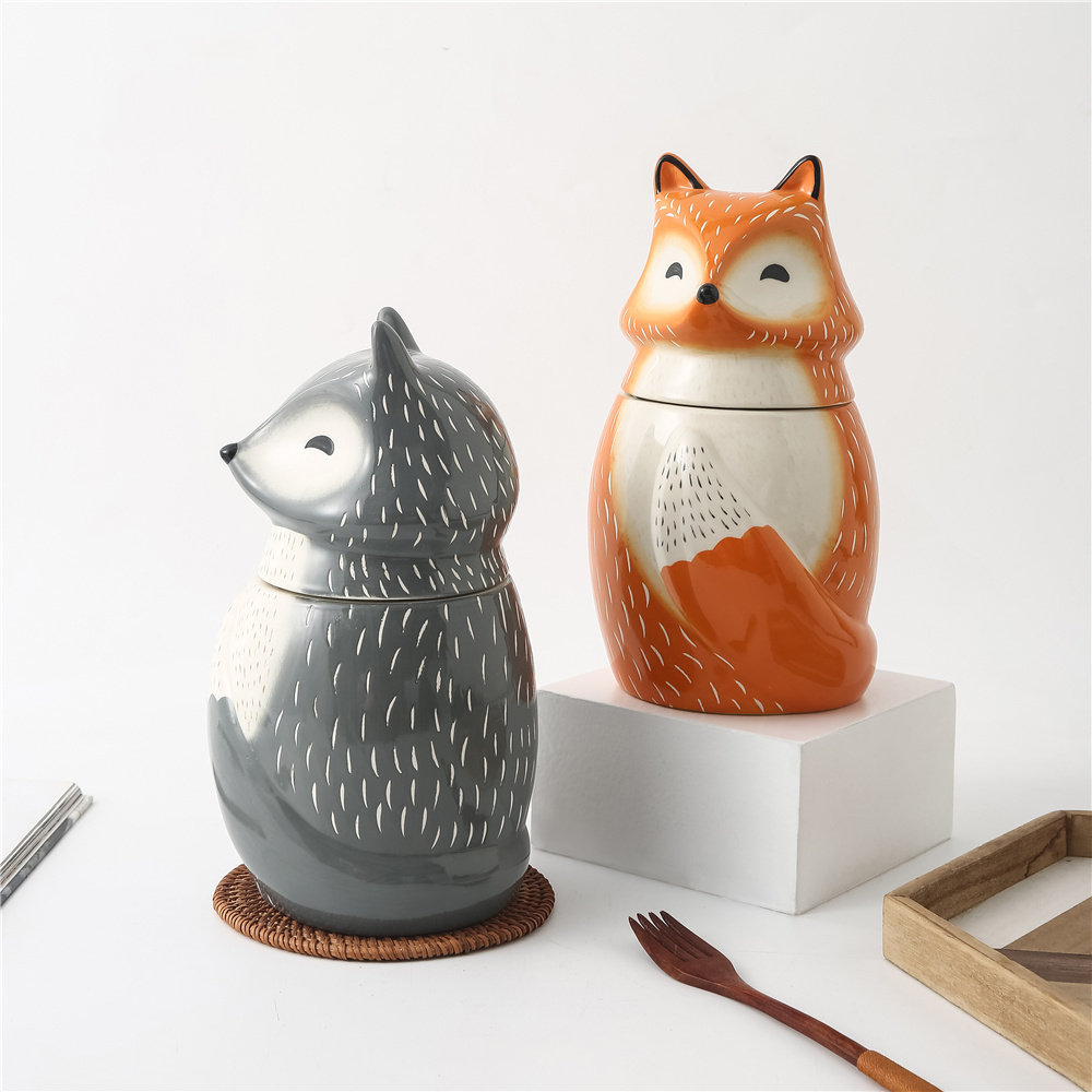 Custom Cartoon Hand-Painted Ceramic Animal Shape Cookie Jar Fox Shaped Food Jar Storage Container Ceramic Canister