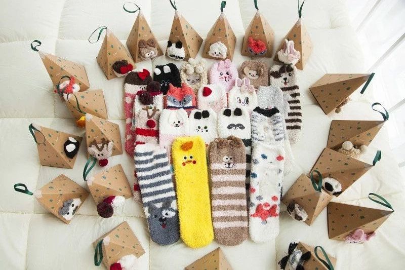 Cute Animal Design Deer Christmas Socks Women 3D Fluffy Uncut Coral Velvet Thick Winter Christmas Socks with Box