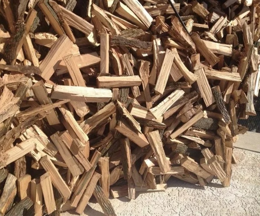 Kiln Dried Spruce Firewood from Vietnam High Quality at Affordable Price