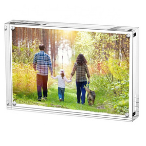 4x6 Magnetic acrylic photo frame