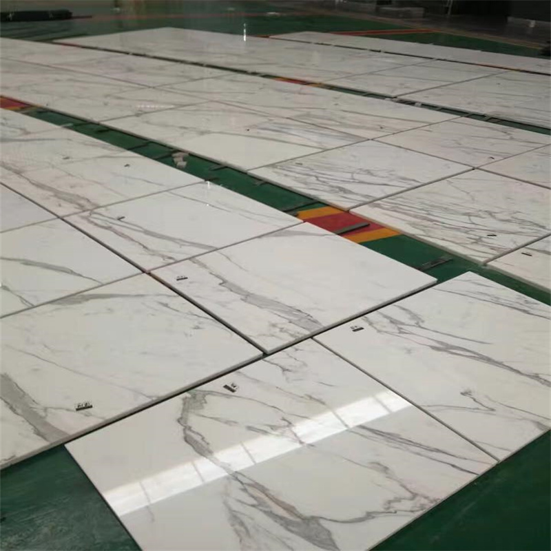 Newstar High Quality White Artificial Calacatta Marble Quartz Countertop Stone Slab