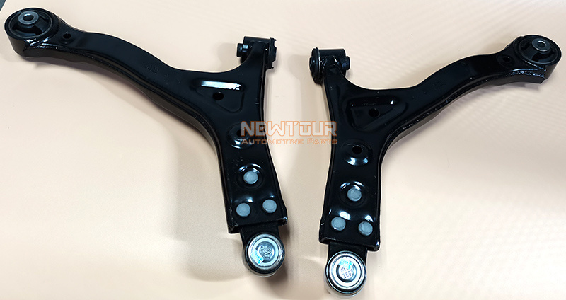 car auto parts repuestos suspension front Lower Control Arm for MG GT/360/Roewe