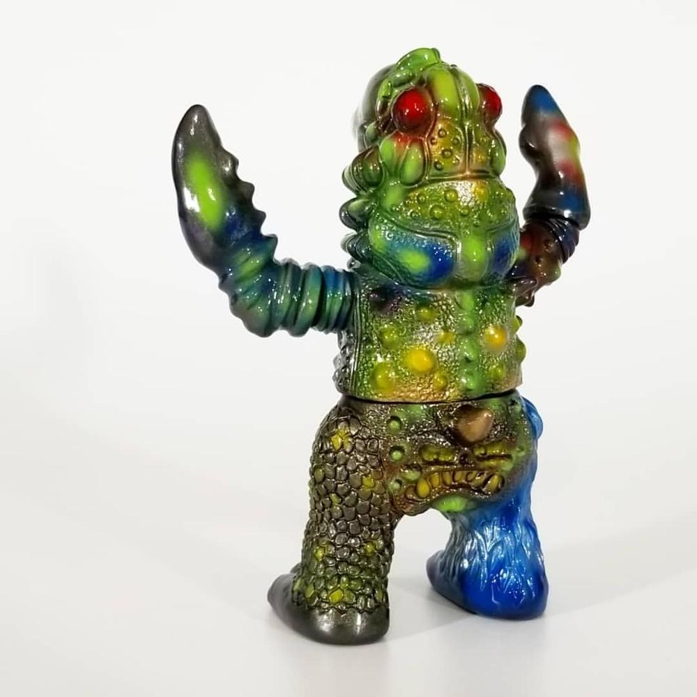 Custom vinyl sofubi figurine manufacturer, designer pvc vinyl figure toy, monster custom figurine maker for designer