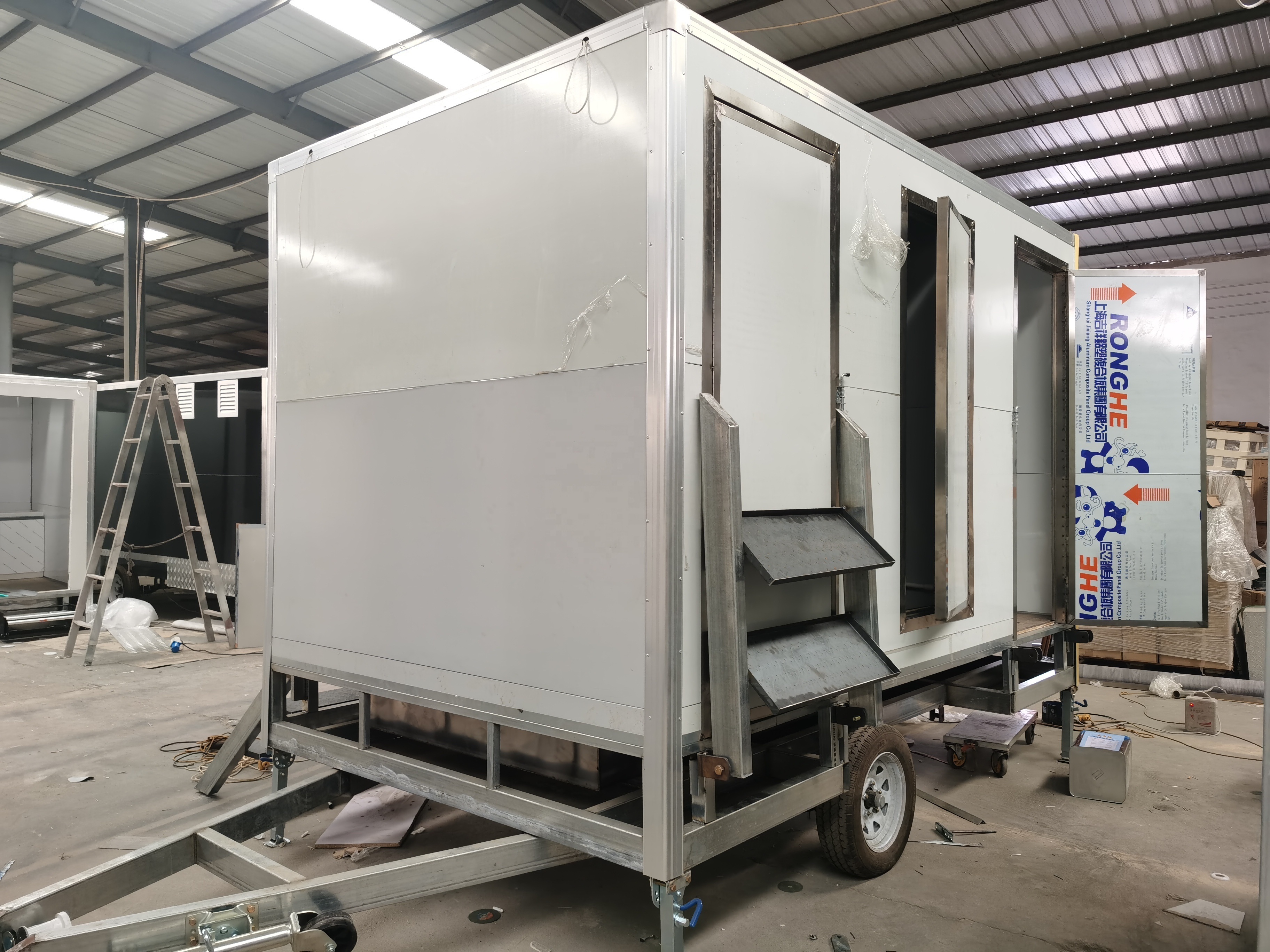 2023  NEWWIN Outdoor Mobile Bathroom Portable Restroom Trailers Used Portable Toilets For Sale