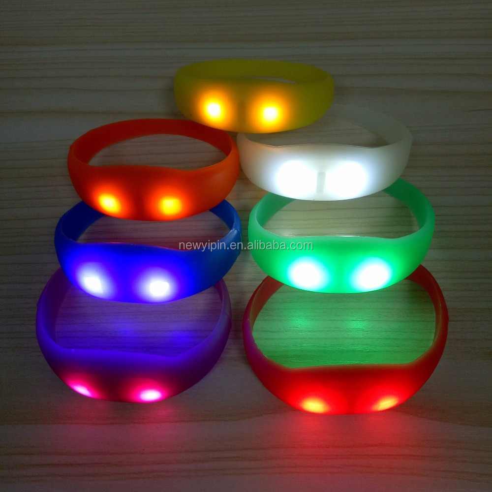 Party and event flash LED bracelet customized logo printing led silicon wristband remote controlled led bracelet