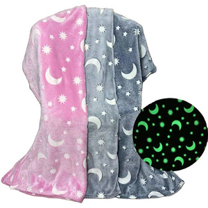 Beautiful and mysterious moon and star printed flannel blanket luminous glow in the dark kids blanket throw