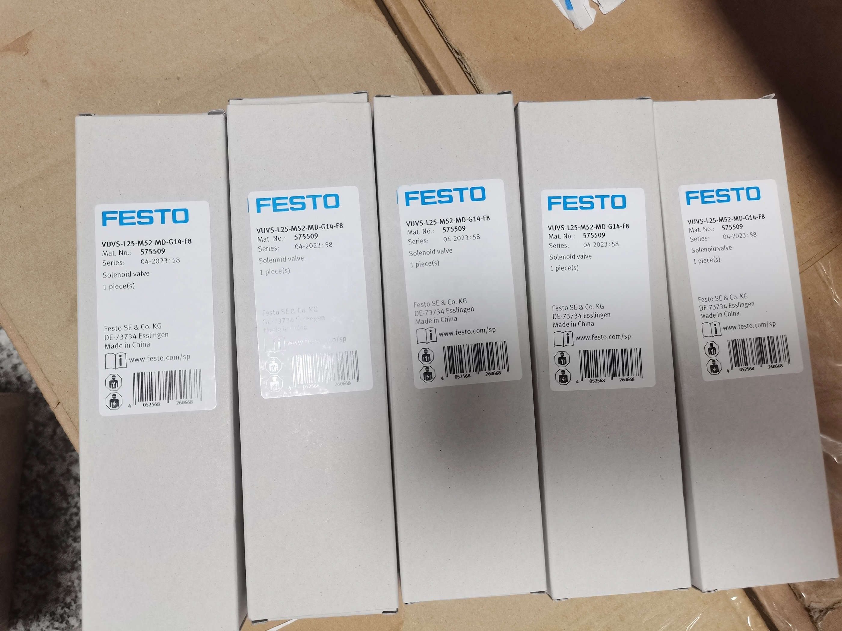 Industrial automation Directional control valves original VMPA1-M1H-K-PI 533347 festo- valves VMPA