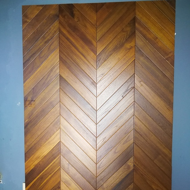 Waterproof engineered silver oak wood flooring hand scraped brushed finish chevron Floor