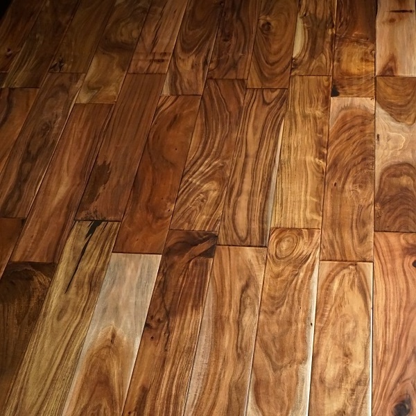 Short Leaf Natural Smooth Tobacco Road Acacia Wood Flooring