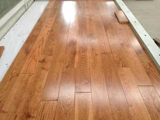 Solid Butterscotch Color White Oak Hardwood  Timber Solid Wood Flooring