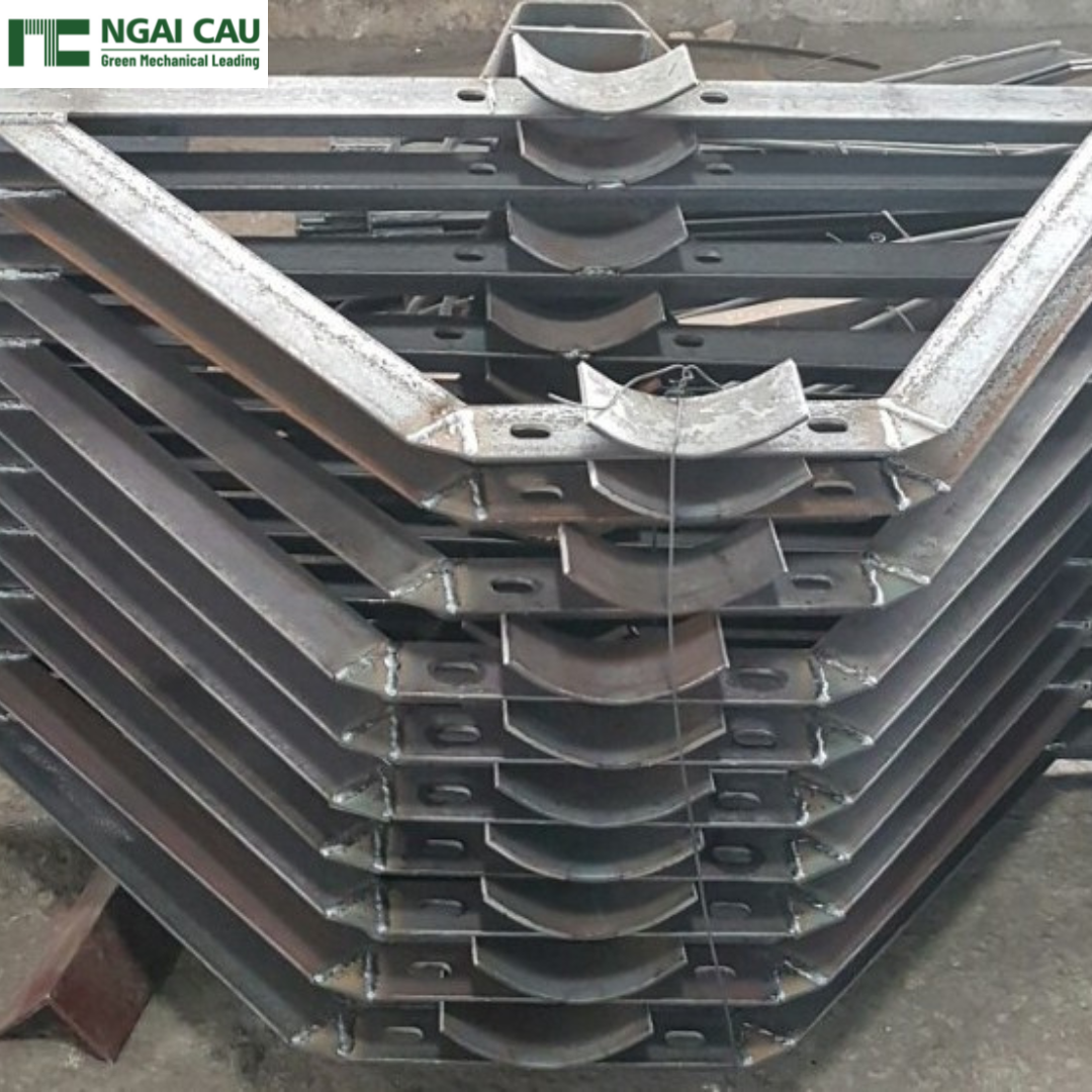 Galvanized Steel Cross Arm For Concrete Pole Overhead Electrical Transmission Line Pole From Vietnam Supplier