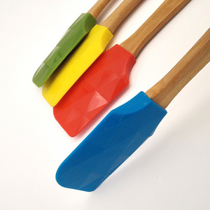 Yongli Silicone Spatula Wooden Handle Non-Stick Kitchen Utensils for Baking and Cooking, Heat Resistant Silicone Scraper