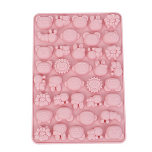 Yongli TG008 40 Cavities Cartoon Gummy Mold Custom Silicone Molds For Gummies Chocolate Gummy Mold Trays