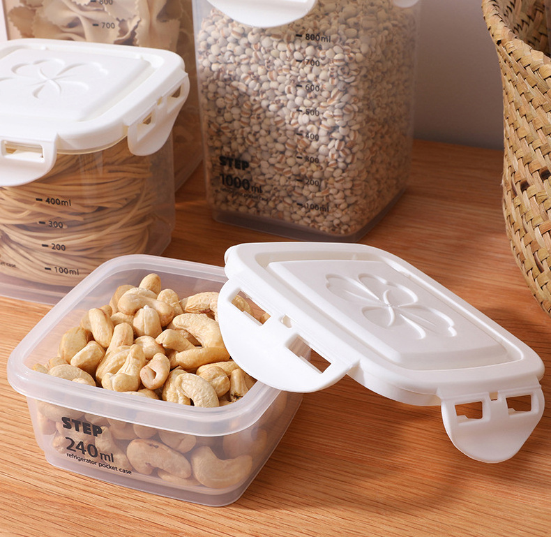 Yongli LeakProof Easy Snap Lock and BPA-Free Plastic Kitchen Food Storage Containers Set