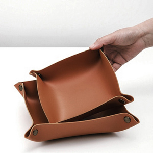 Portable Folding Leg Pu Leather Dice Rolling Trays Square Tray Valet for Key Coin Change Jewelry Storage Decorative