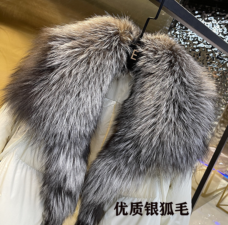 2023 New Arrivals Windproof Cropped Bomber Jacket White Duck Down Coat Women With Fox Fur Collar And Placket