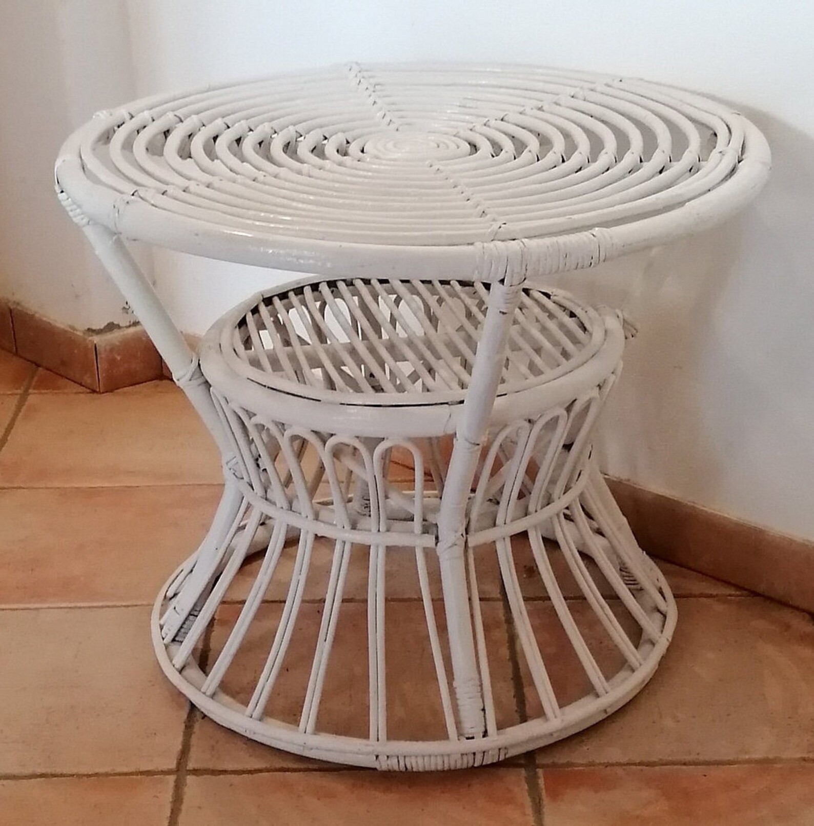 Italian Coffee Table of The 60s in Rattan Vintage Living Room Coffee Table of Circular Shape Bamboo Coffee Table White