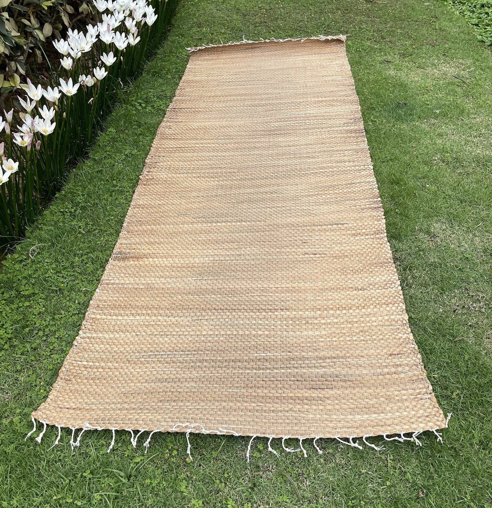 Natural Flower Sedge Rug For Home Decoration, Handmade From Vietnam Water Hyacinth Wholesale With Best Price