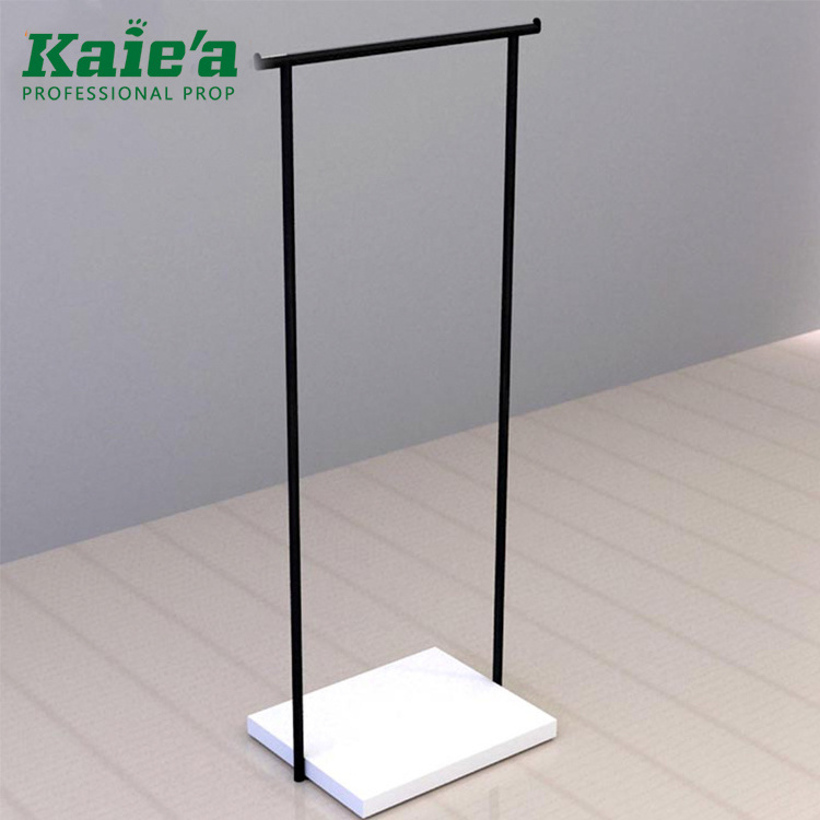 Simple white metal clothes rack floor freestanding 5 tier clothing rack display shelf