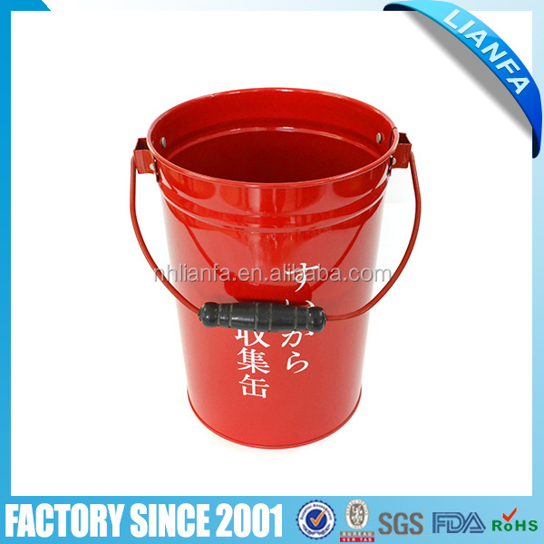 Ashtray Bucket / trash bin with Lid