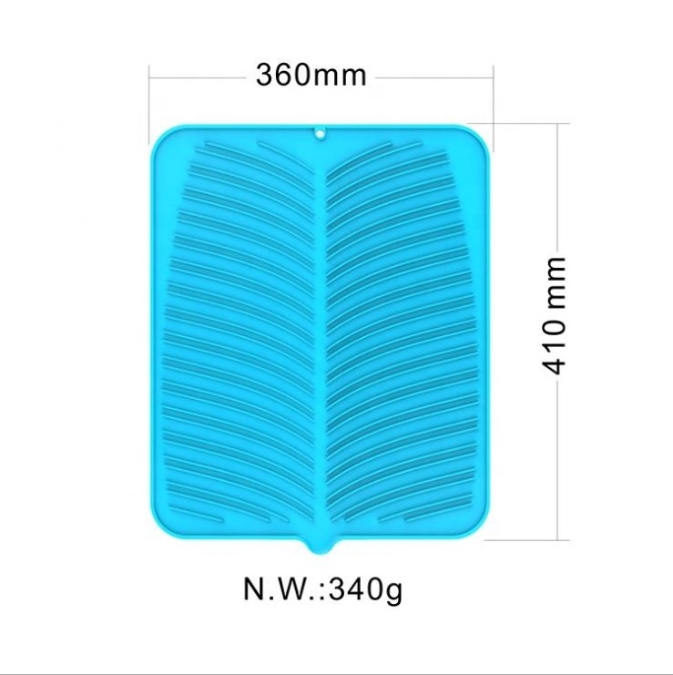 2024 Hot Insulation Silicone Counter Top Drain Pad 16 * 14 Inches Extra Large Dish Sink Drying Mat with Diversion Trough