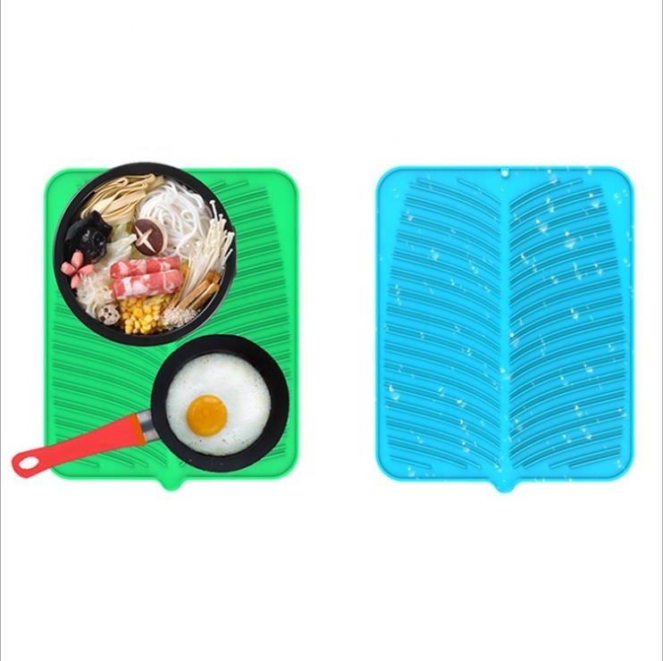 2024 Hot Insulation Silicone Counter Top Drain Pad 16 * 14 Inches Extra Large Dish Sink Drying Mat with Diversion Trough