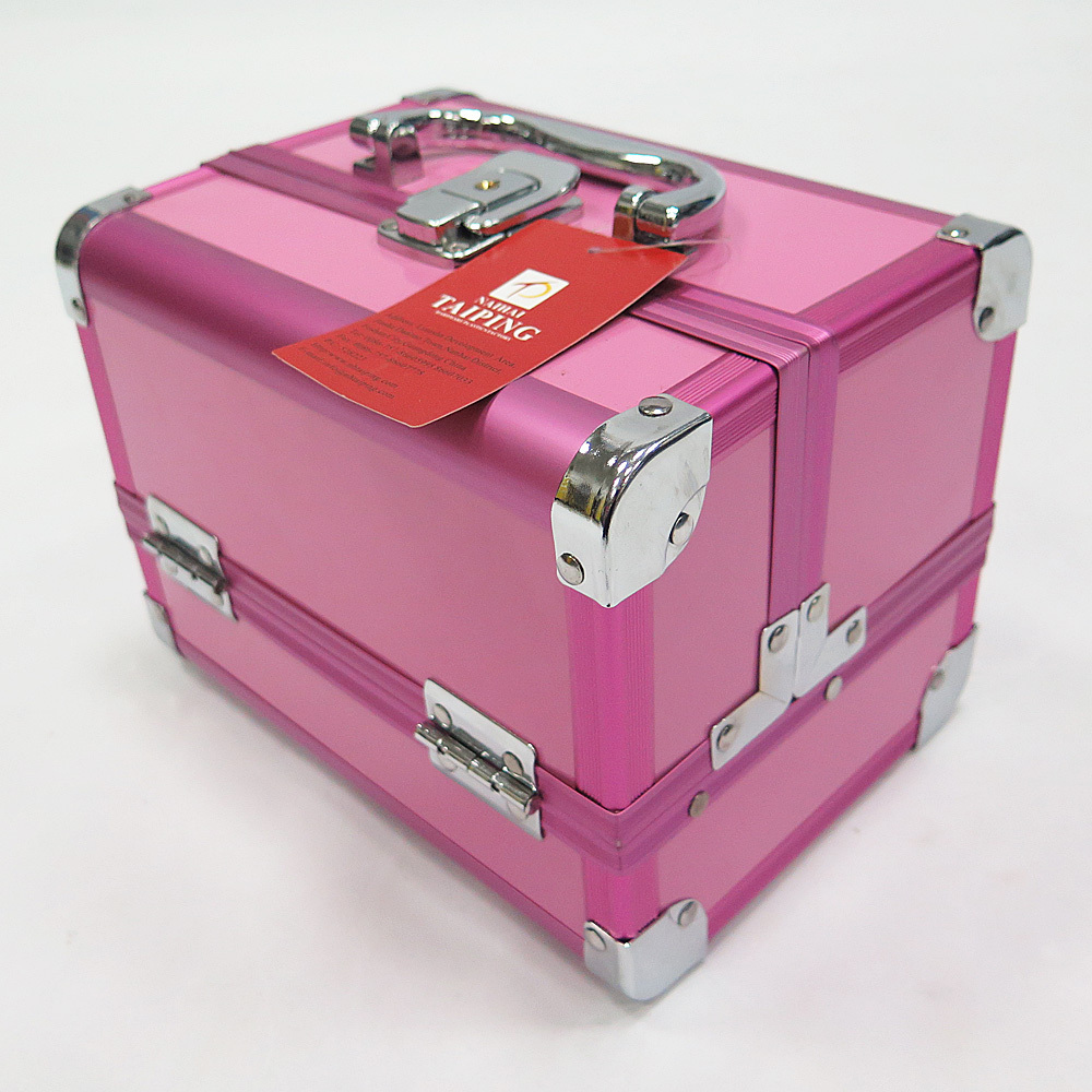 Pink Surface Aluminum Cosmetic Make Up Case