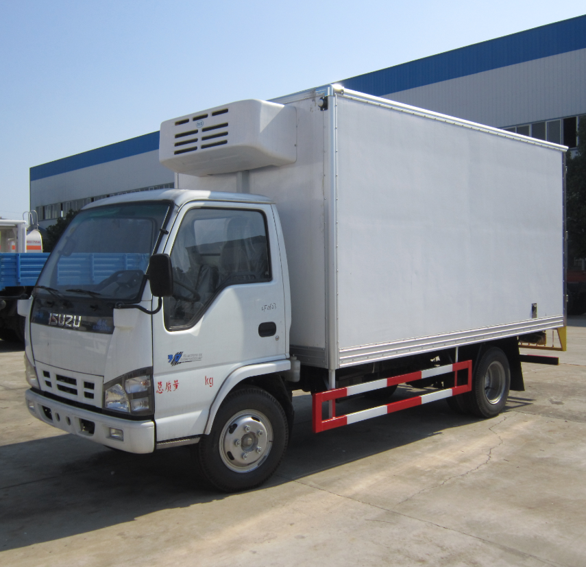 ISUZU 4x2 refrigerator truck 5 ton transport truck vaccine medicine for sale