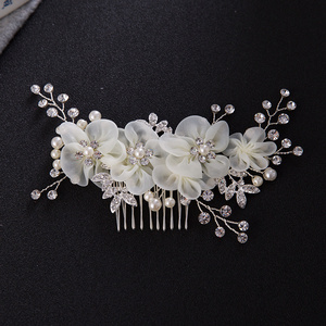 Women's Fashion Hair Stylist Jewelry Wedding Bridal Hair Clips Accessories White Flower Crystal Combs