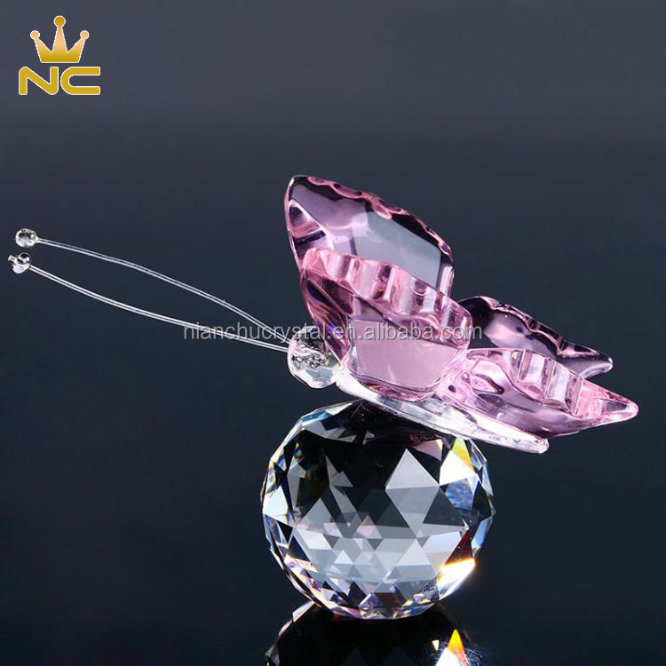 Small Wedding Favor Crystal Glass Butterfly Figurine For Home Table Decorations