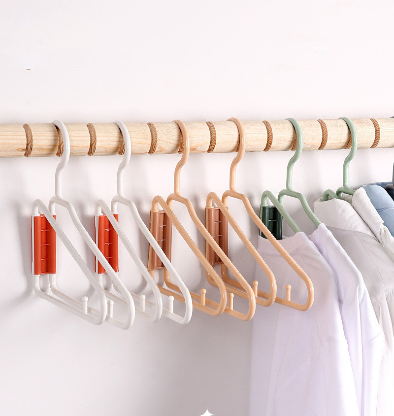 2024 New design Magic Space Saving Coat Hangers Plastic Foldable Hanger Clothes Organizers Rack For Small Space