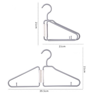 New Arrival Plastic Foldable Clothing Hangers For Wardrobe & Living Room Organizer