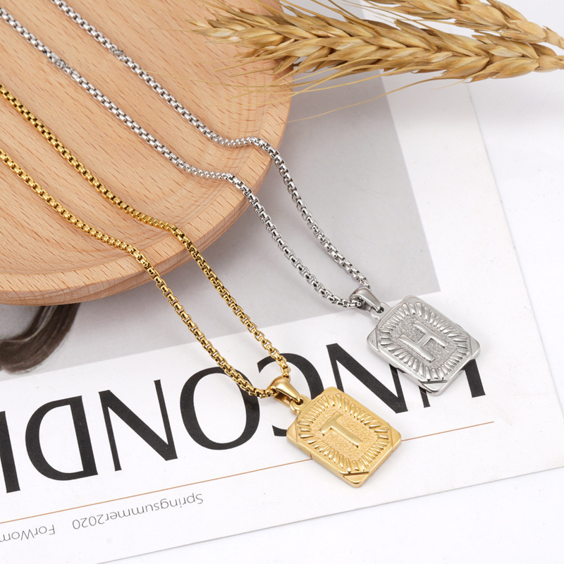 Personalized 18K Gold Stainless Steel Letter A-Z Initial Card Necklace Rectangle Alphabet Pendant Necklace For Women Men