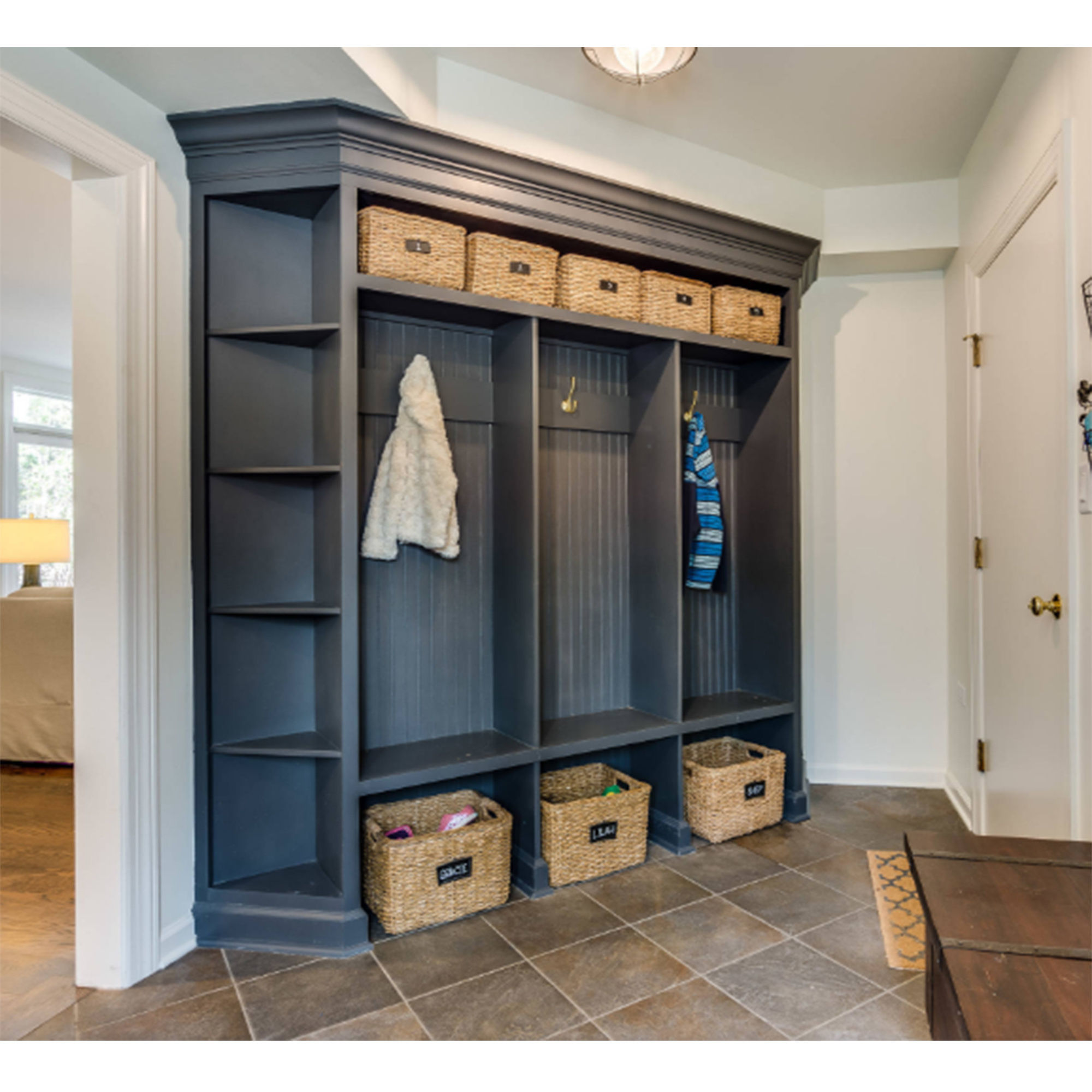 NICOCABINET Solid Wood Entryway Cabinet in Mudroom Custom Mudroom Storage made in China