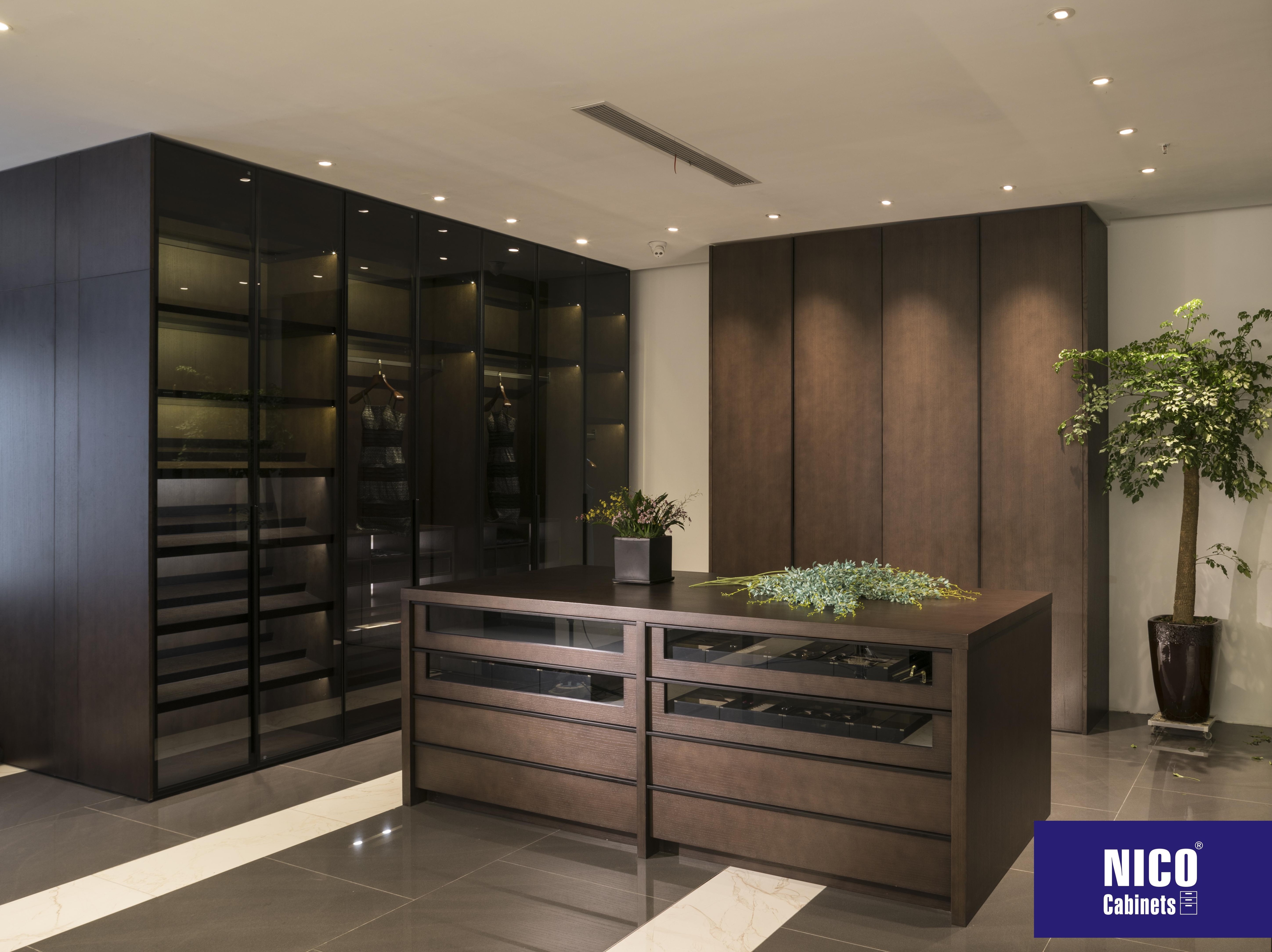 NICOCABINET High End European Italian Open Walk-in Closet Custom Made Wooden Modern Wardrobe Designs