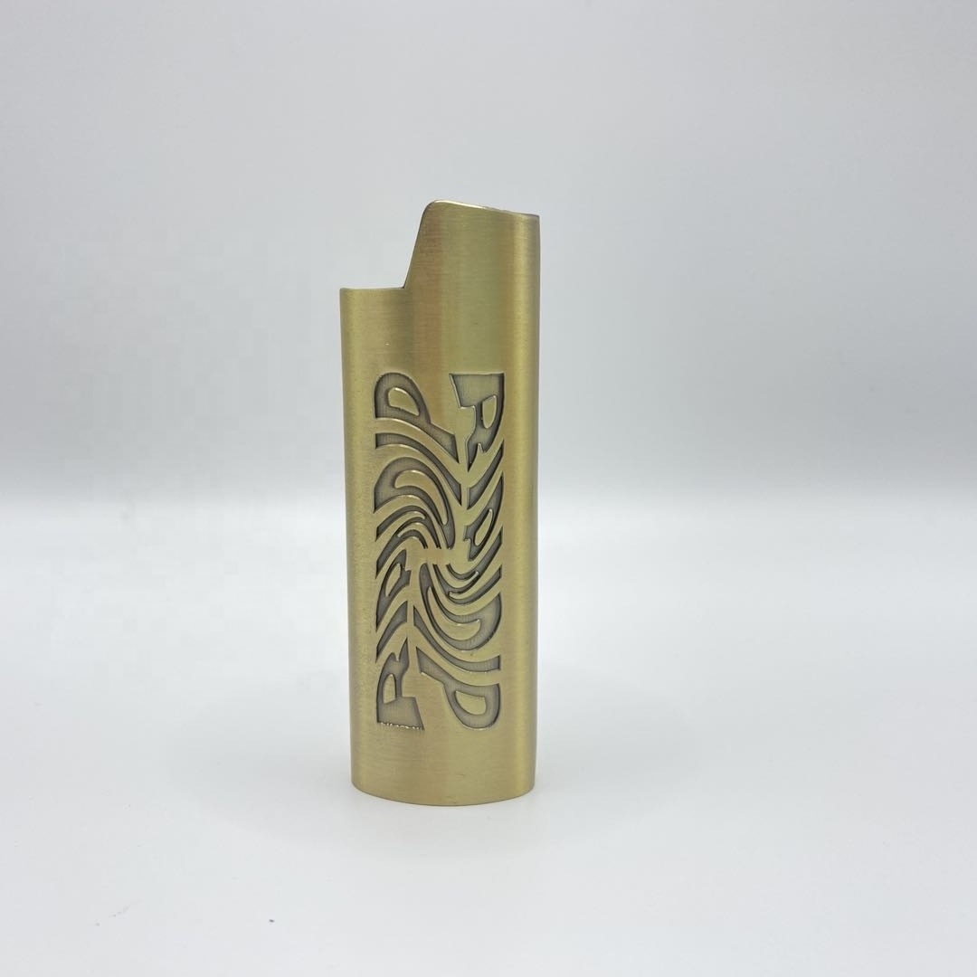 metal case Zinc Alloy Smoking Accessories Antique Brass Lighter case Debossed embossed customized design lighter case