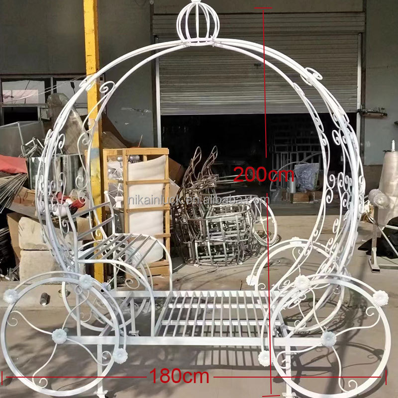 Moving Universal Wheels White Gold Pumpkin Horse Carriage Decor Props Cinderella Carriage for Birthday Party